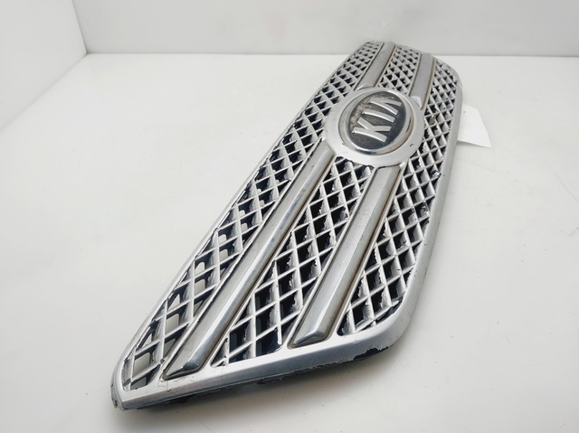 863501H000 HYUNDAI Parrilla comprar Madrid