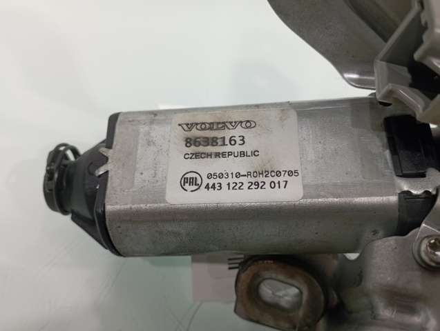 8638163 VOLVO Motor del limpiaparabrisas trasero  disponible Vigo