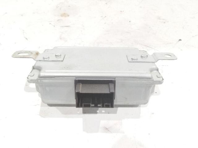 8638A053 MITSUBISHI Módulo de cierre centralizado  disponible Alicante