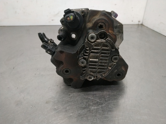 Bomba de inyección 8642778 VOLVO