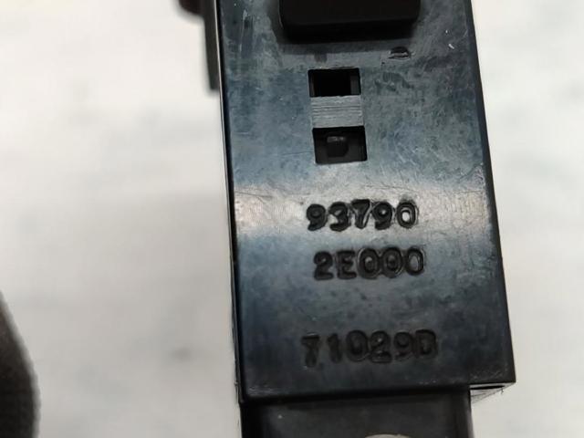 864W0140 HYUNDAI Botón de emergencia  disponible Vigo