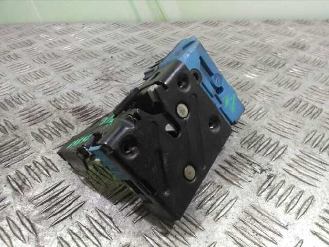 8650546 VOLVO Cerradura de puerta delantera derecha  comprar en Oviedo
