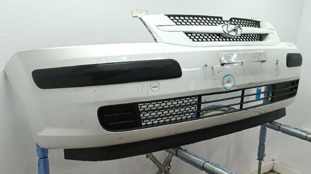 HYUNDAI 865111C100 Paragolpes  en stock Terrassa