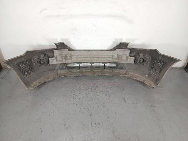 865111D050 Parachoques delantero  disponible Utrera