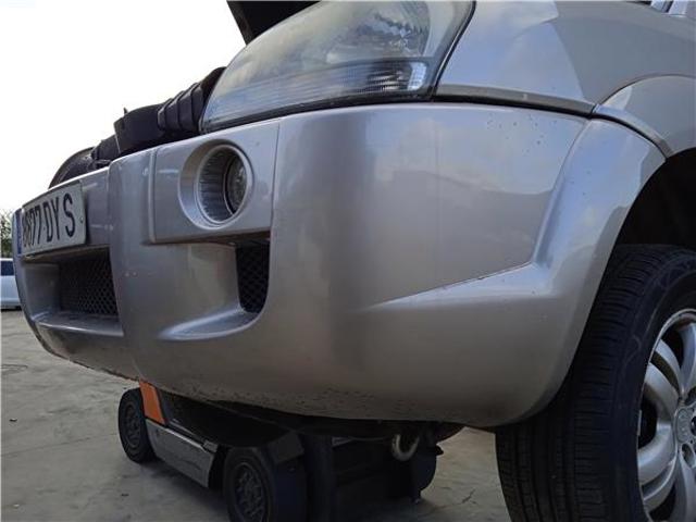 HYUNDAI 865112E040 Parachoques delantero  disponible Valladolid