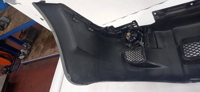 HYUNDAI 865112E040 Parachoques delantero  comprar en Albacete