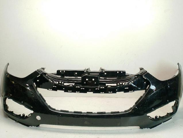 Defensa delantera 865112Y000 HYUNDAI