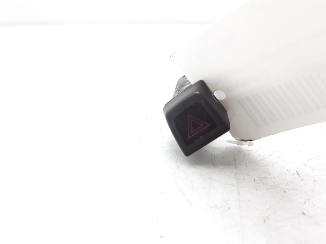 Interruptor warning Volvo V50  desde 33,40 €