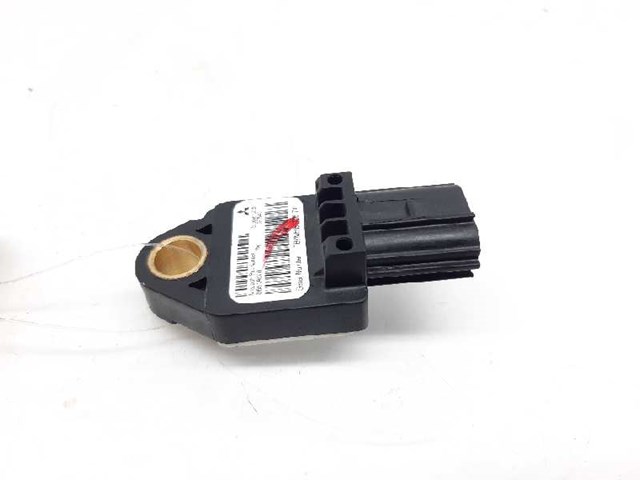 MITSUBISHI 8651A001 Sensor de airbag delantero  disponible España