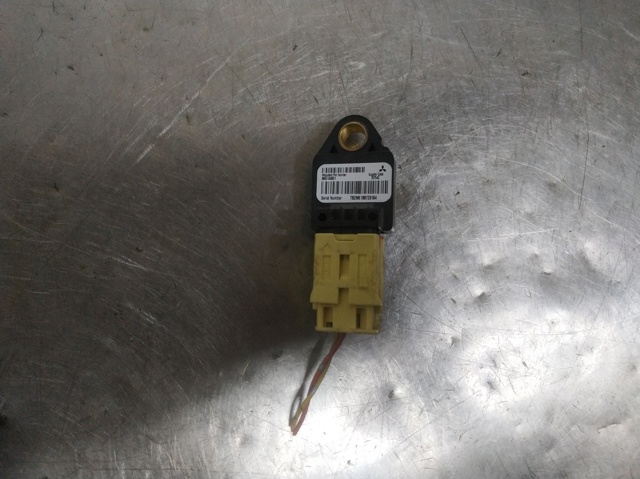 8651A001 Mitsubishi