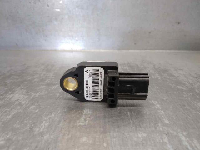 8651A001 Mitsubishi