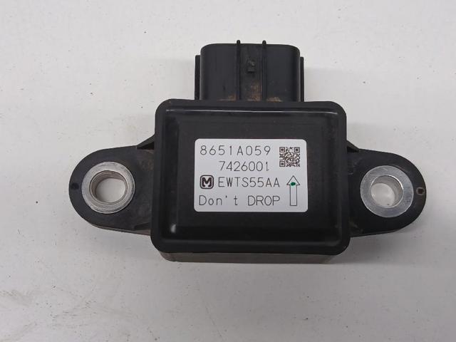 8651A059 Mitsubishi