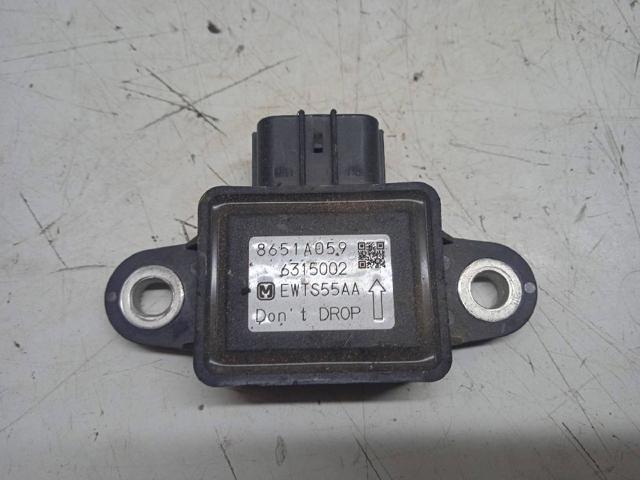 8651A059 Mitsubishi
