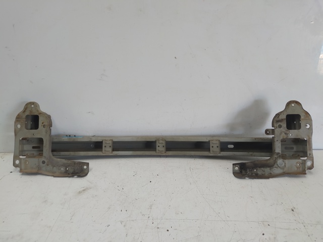 865301F000 HYUNDAI Refuerzo parachoque delantero  en stock Gandía
