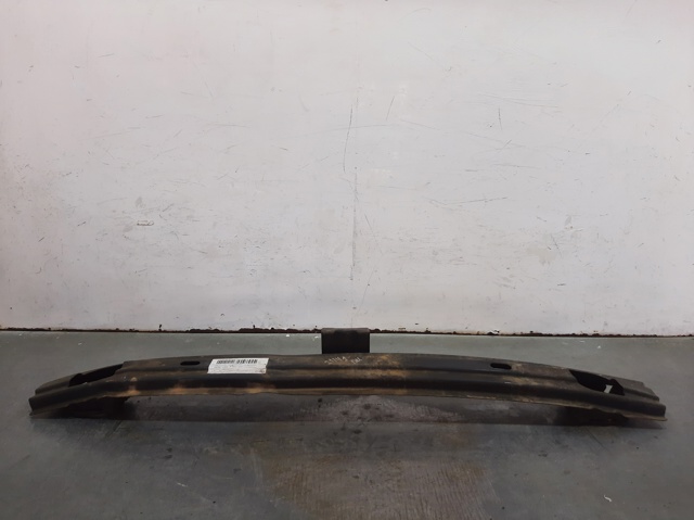 Refuerzo parachoque delantero KIA Rio 3 UB