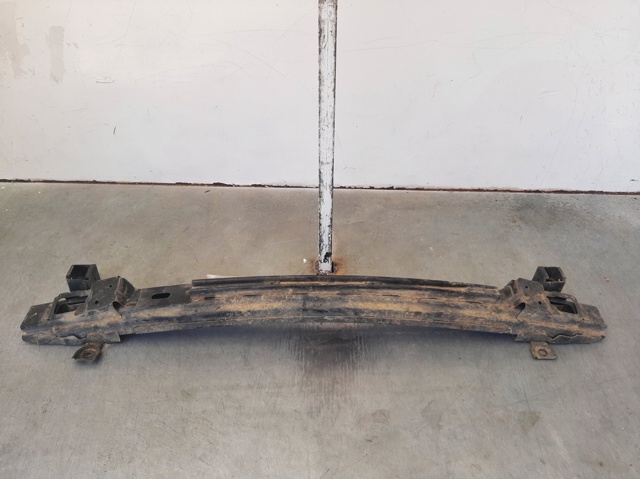 865302B010 HYUNDAI Refuerzo de parachoques delantero  comprar en Oviedo