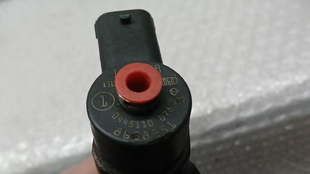 8658351 VOLVO Inyector comprar Alcalá