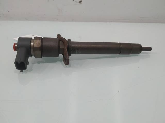 VOLVO 8658351 Inyector de combustible  comprar en Albacete