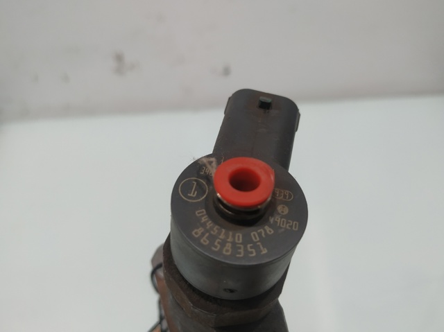 8658351 VOLVO Inyector comprar Bilbao