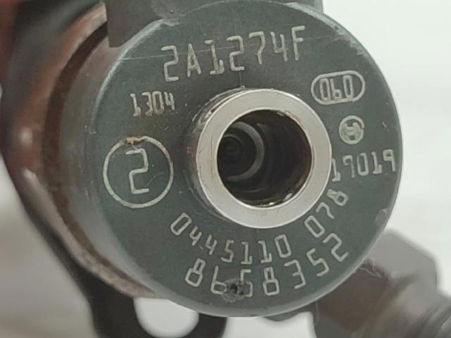 8658352 VOLVO Inyector de combustible  disponible Alicante