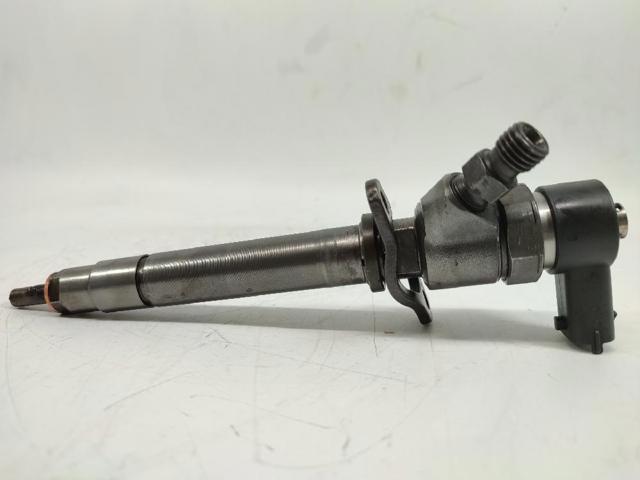 8658352 VOLVO Inyector de combustible  comprar en Jaén