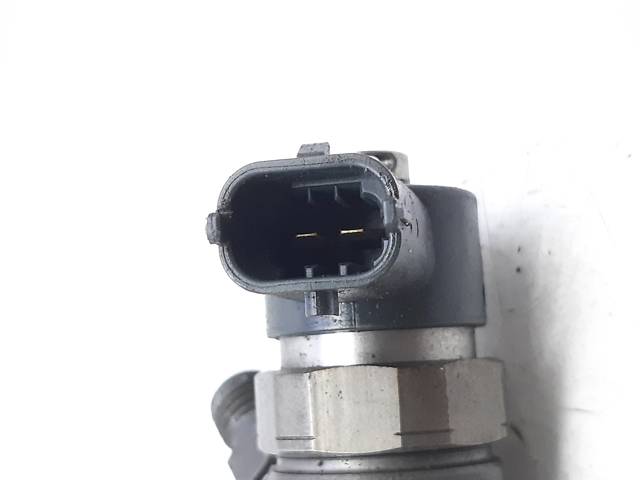 8658352 Inyector de combustible  comprar en Pontevedra