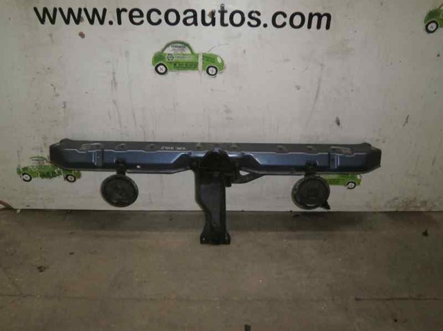 Soporte de parachoques trasero derecho 866163E010 Hyundai/Kia