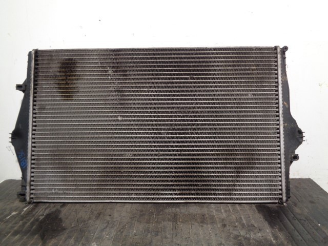 VOLVO 8671694 Intercooler  disponible Lugo
