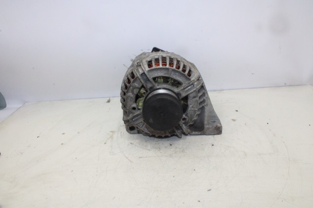 8676498 Alternador  disponible Burgos