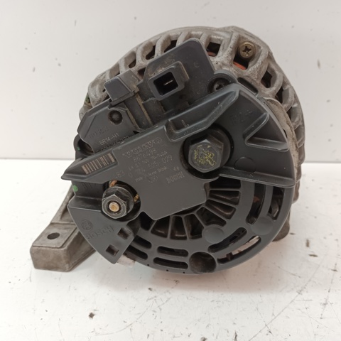 VOLVO 8676498 Alternador comprar Pamplona