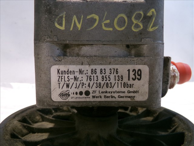 8683376 VOLVO Bomba de dirección  en stock Córdoba