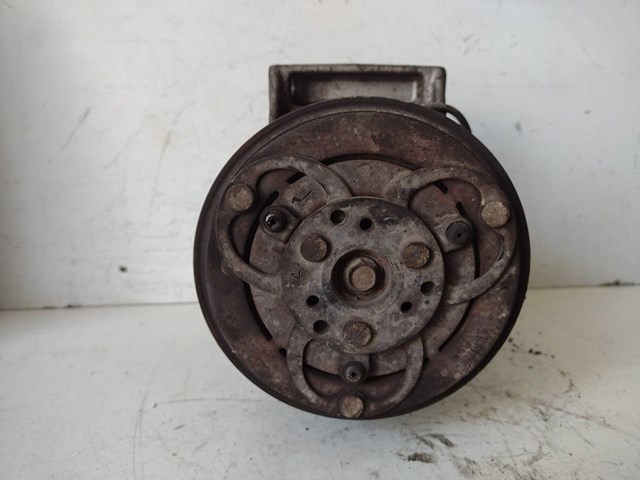 8684287 VOLVO Compresor de aire acondicionado  en stock Gandía