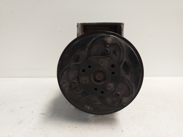 8684287 VOLVO Compresor de aire acondicionado comprar Bilbao