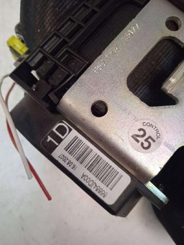 86884JD00A Cinturón de seguridad delantero derecho  disponible Málaga