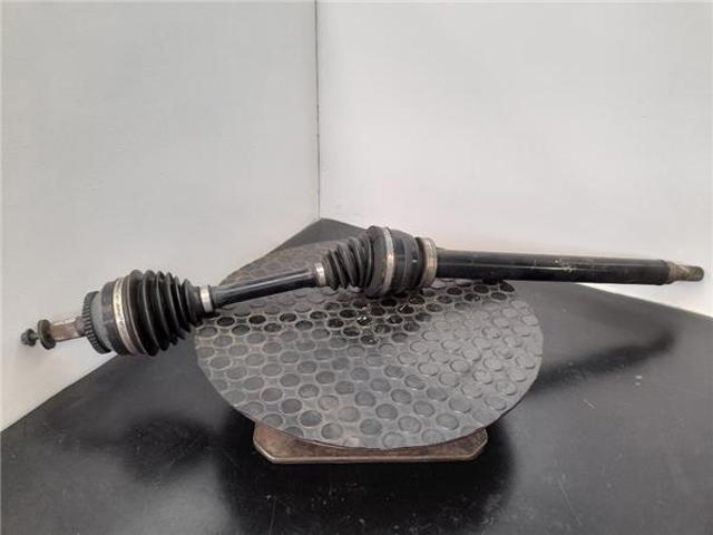 8689214 VOLVO Semieje delantero derecho  comprar en Jaén