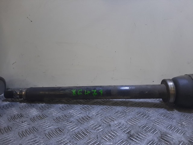 8689214 VOLVO Semieje delantero derecho  disponible Vigo