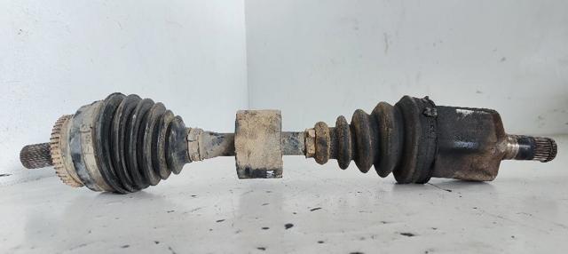 Semieje delantero izquierdo 8689219 VOLVO