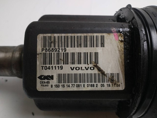 Semieje delantero izquierdo 8689219 VOLVO