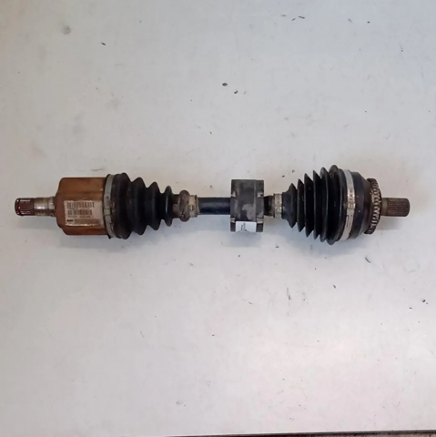 Semieje delantero izquierdo 8689219 VOLVO