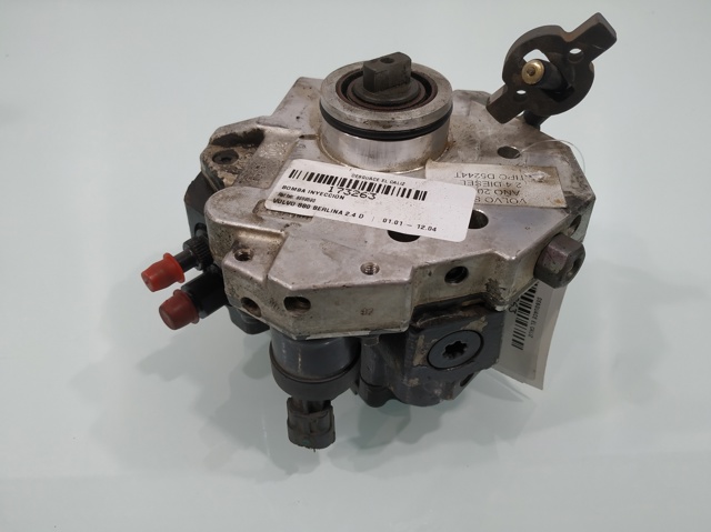 VOLVO 8689590 Bomba inyectora  en stock Valencia