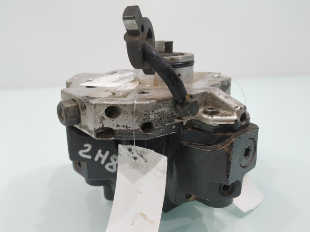 VOLVO 8689590 Bomba de alta presión de combustible  comprar en Ponferrada