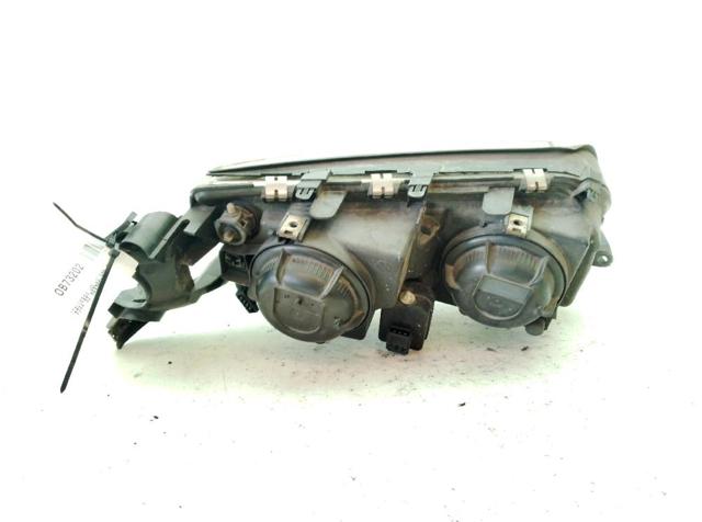 VOLVO 8693557 Faro izquierdo  en stock Salamanca