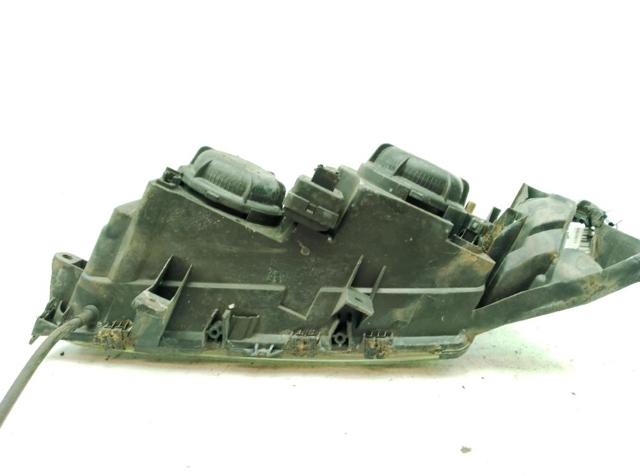 VOLVO 8693558 Faro derecho comprar Pamplona