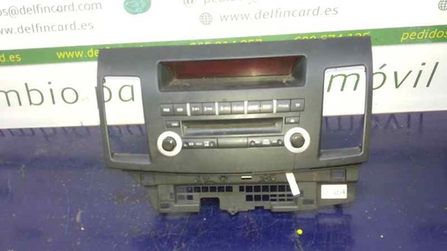 Radio (radio AM/FM) 8701A352 Mitsubishi