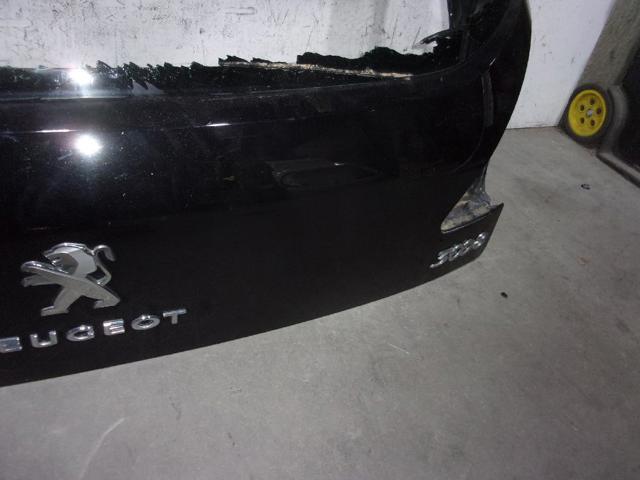 8701AP PEUGEOT Puerta trasera  en stock Huelva