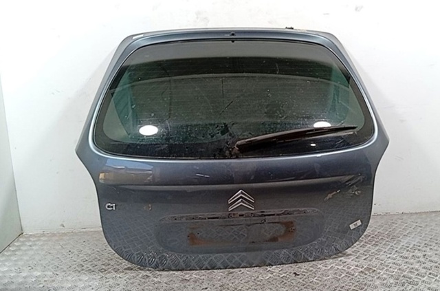 Puerta delantera derecha Citroen Xsara segundo mano en Madrid