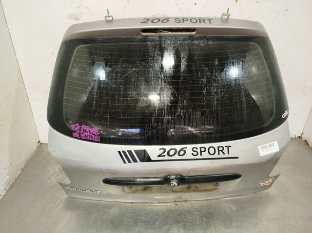 Comprar Puerta delantera izquierda Peugeot 206  hatchback usado
