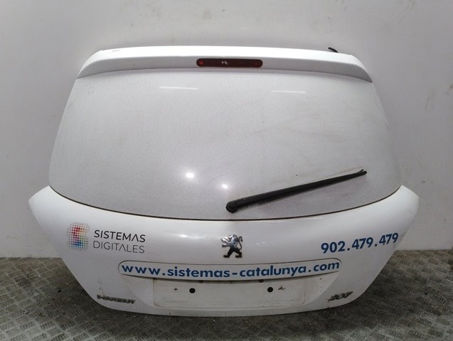 Puerta delantera derecha Peugeot 207  WA, WC usado