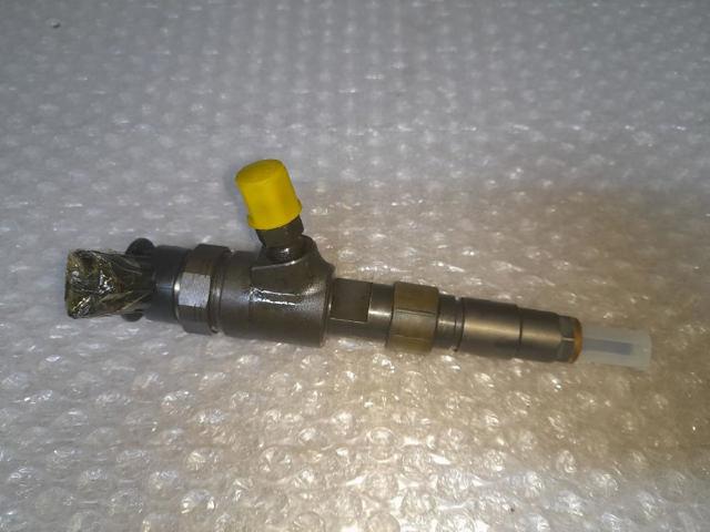 870692 PEUGEOT Inyector de combustible  disponible Alicante
