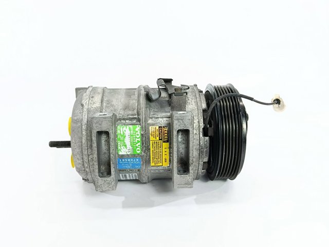 VOLVO 8708581 Compresor de aire acondicionado  disponible Lugo